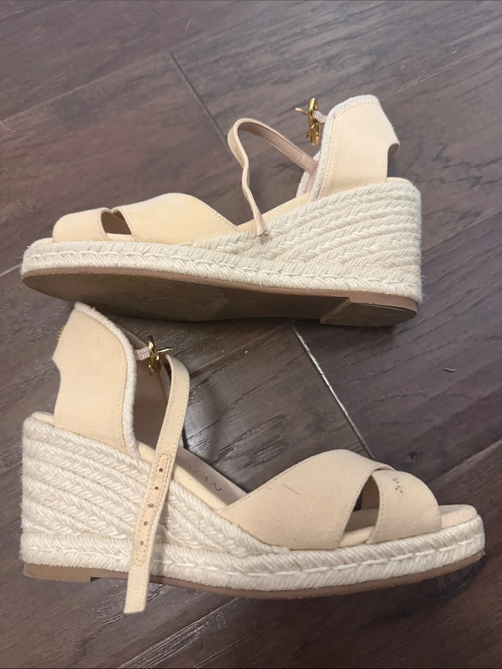 Stuart Weitzman Cream Crisscross Espadrille Wedge Sandals
